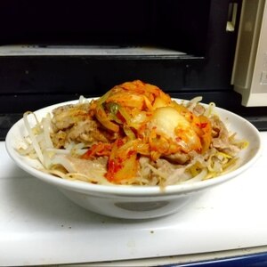 簡単！！！「豚キムチ丼」♪